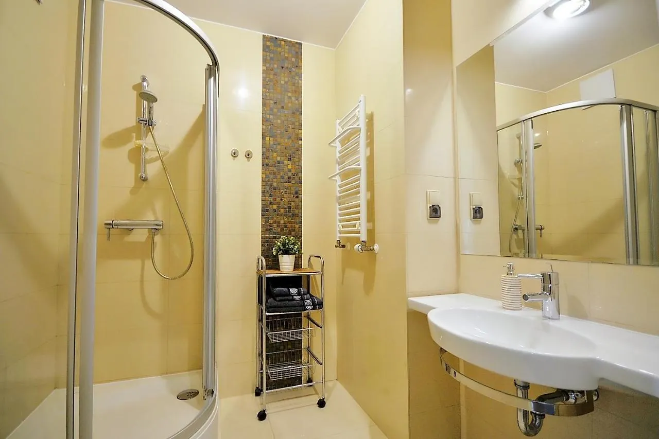 DOBRUK APARTAMENTY DIWA w CZTEROGWIAZDKOWYM HOTELU Kołobrzeg 0*,  Polska