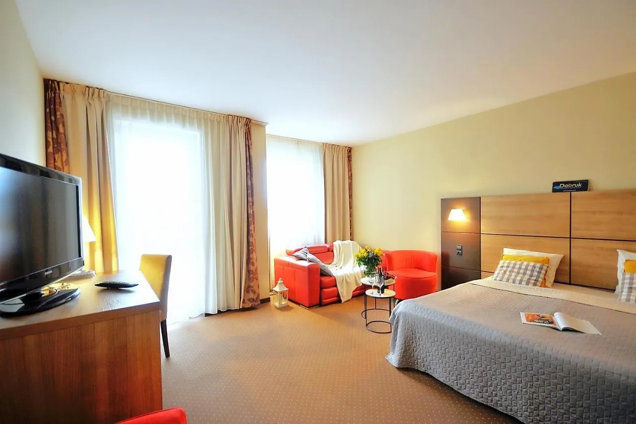 DOBRUK APARTAMENTY DIWA w CZTEROGWIAZDKOWYM HOTELU Kołobrzeg