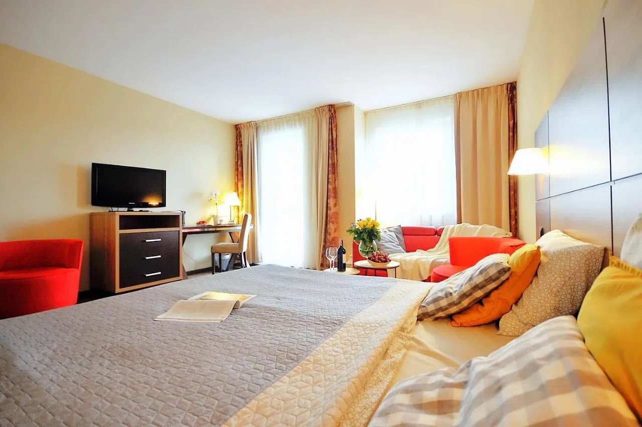 DOBRUK APARTAMENTY DIWA w CZTEROGWIAZDKOWYM HOTELU Kołobrzeg
